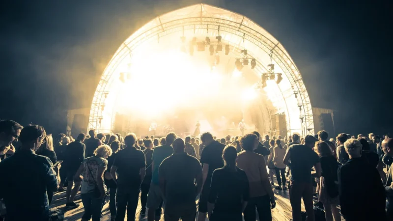 Podrobný sprievodca hudobnými festivalmi na letnú sezónu